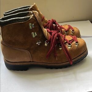 Vibram Tan Hiking Boots with Red Laces